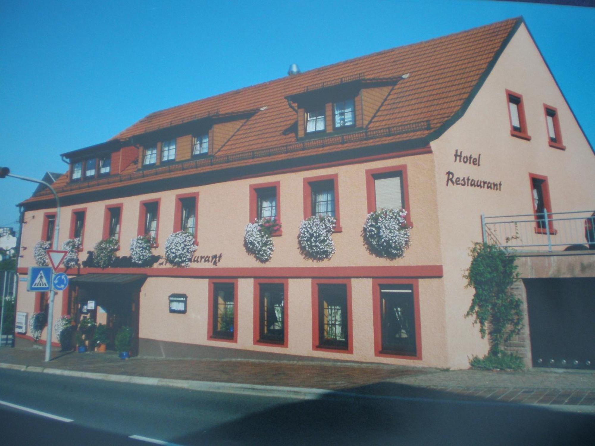 Hotel Restaurant Reichsadler Buchen  Exterior foto